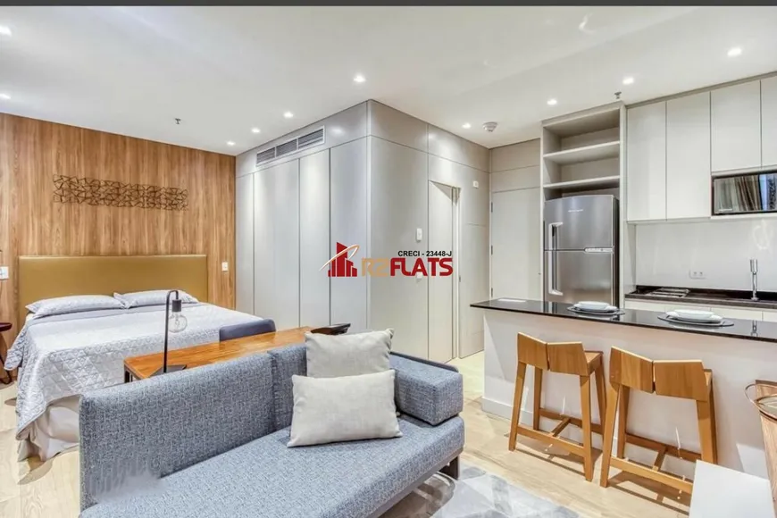 Foto 1 de Flat com 1 Quarto à venda, 42m² em Vila Olímpia, São Paulo