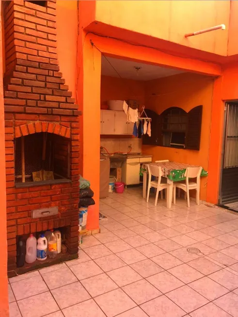 Foto 1 de Sobrado com 3 Quartos à venda, 150m² em Jardim Santo Andre, Santo André
