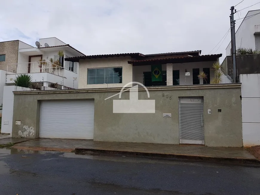 Foto 1 de Casa com 2 Quartos à venda, 220m² em Panorama, Sete Lagoas