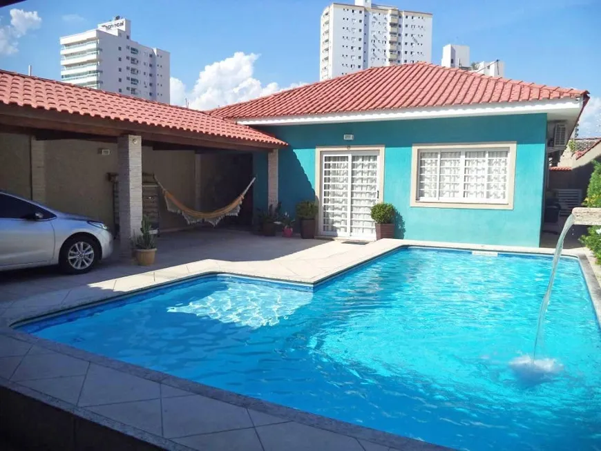 Foto 1 de Casa com 3 Quartos à venda, 418m² em Vila Guilhermina, Praia Grande