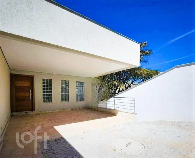 Foto 1 de Casa com 4 Quartos à venda, 250m² em Buritis, Belo Horizonte