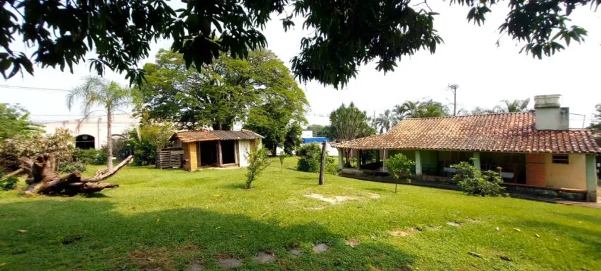 Foto 1 de Fazenda/Sítio à venda, 132m² em Praia Azul, Americana