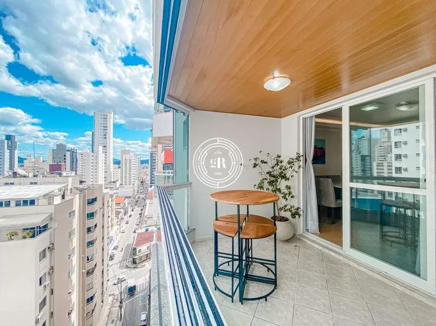 Foto 1 de Apartamento com 3 Quartos à venda, 182m² em Centro, Balneário Camboriú