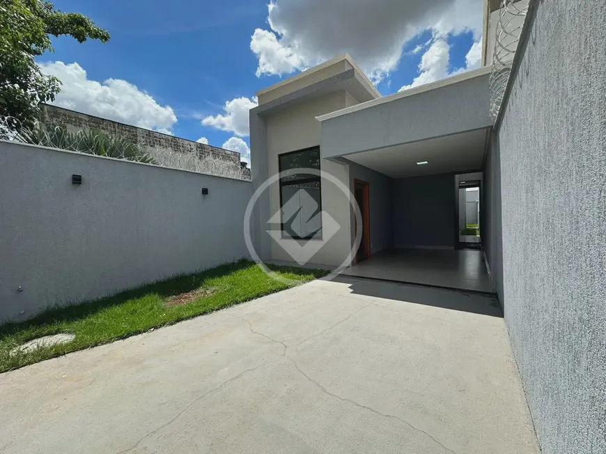 Foto 1 de Casa com 3 Quartos à venda, 110m² em Setor Faiçalville, Goiânia