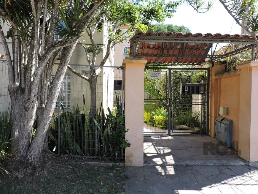 Foto 1 de Apartamento com 1 Quarto à venda, 40m² em Teresópolis, Porto Alegre