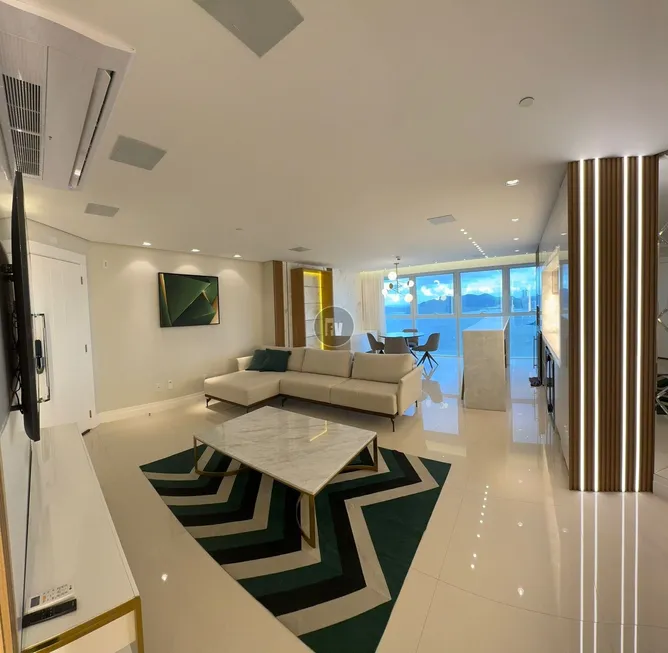 Foto 1 de Apartamento com 3 Quartos para alugar, 170m² em Pioneiros, Balneário Camboriú
