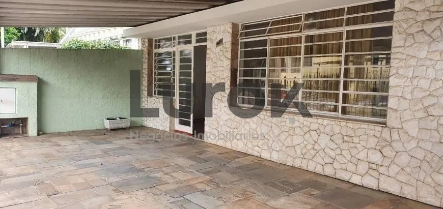 Foto 1 de Casa com 3 Quartos para alugar, 230m² em Vila Olivo, Valinhos
