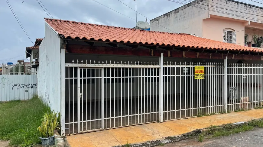 Foto 1 de Casa com 3 Quartos para alugar, 180m² em Guara II, Brasília