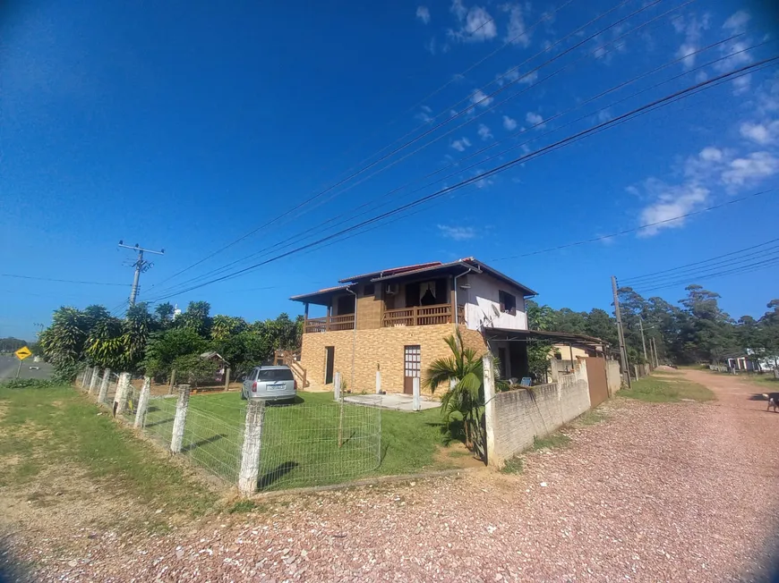 Foto 1 de Casa com 4 Quartos à venda, 238m² em Sao Domingos, Criciúma