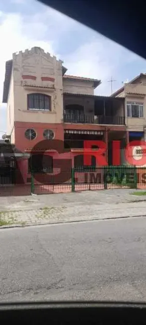 Foto 1 de Apartamento com 9 Quartos à venda, 390m² em Marechal Hermes, Rio de Janeiro