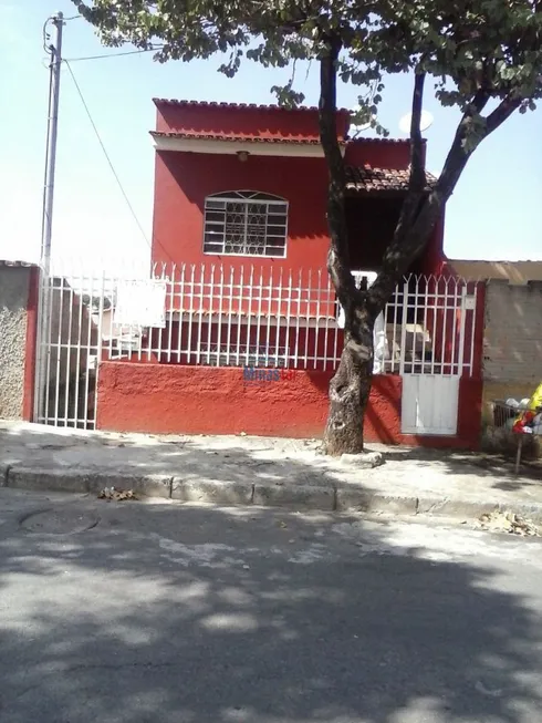 Foto 1 de Casa com 6 Quartos à venda, 180m² em Nova Vista, Belo Horizonte