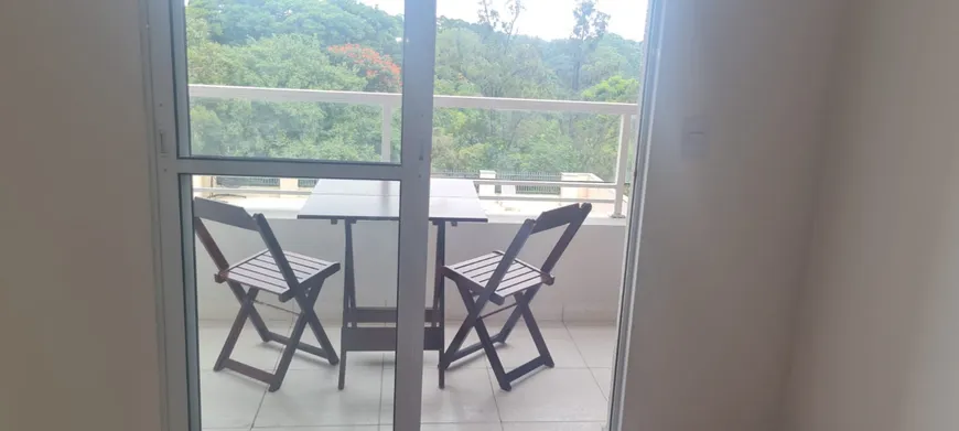 Foto 1 de Apartamento com 2 Quartos para alugar, 57m² em Jardim Marilu, Carapicuíba