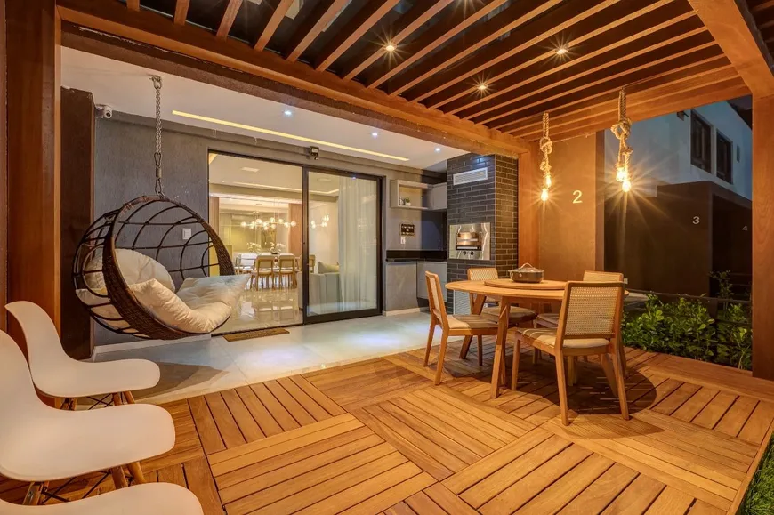 Foto 1 de Casa de Condomínio com 3 Quartos à venda, 180m² em Patamares, Salvador