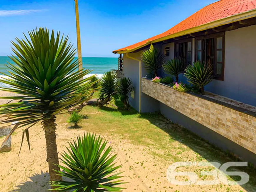 Foto 1 de Casa com 5 Quartos à venda, 230m² em Salinas, Balneário Barra do Sul
