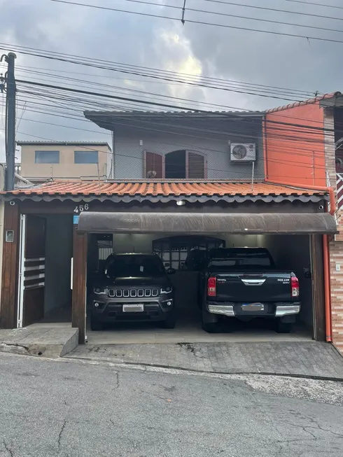 Foto 1 de Casa com 3 Quartos à venda, 180m² em Jardim Salete, Taboão da Serra