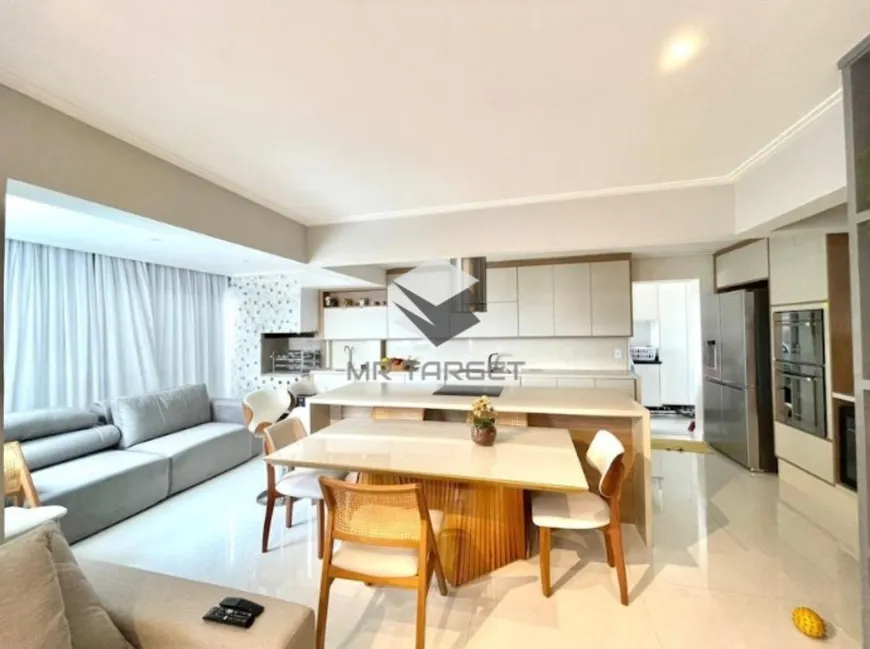 Foto 1 de Apartamento com 3 Quartos à venda, 126m² em Jardim Boa Vista, São Paulo
