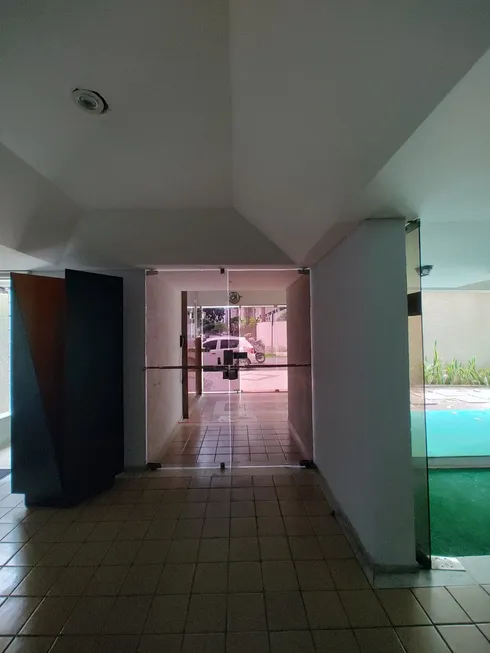 Foto 1 de Apartamento com 2 Quartos para alugar, 90m² em Boa Viagem, Recife