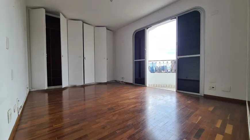 Foto 1 de Apartamento com 3 Quartos à venda, 128m² em Vila Nova Conceição, São Paulo