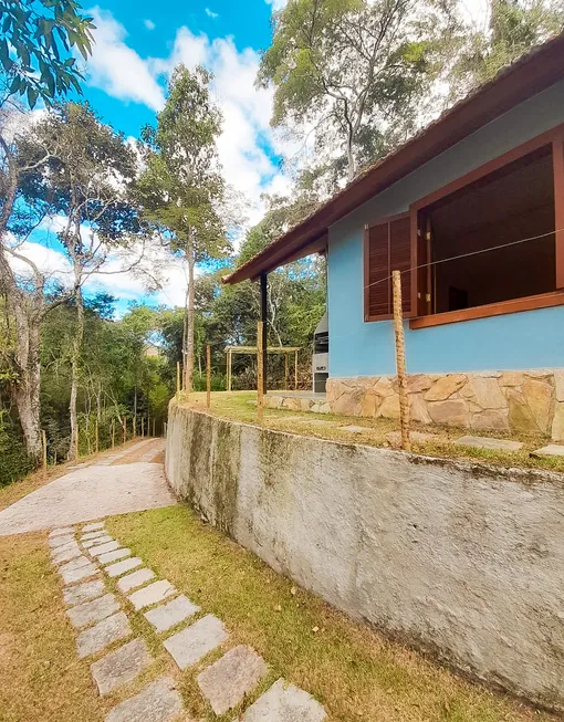 Foto 1 de Casa com 3 Quartos para alugar, 95m² em Itaipava, Petrópolis