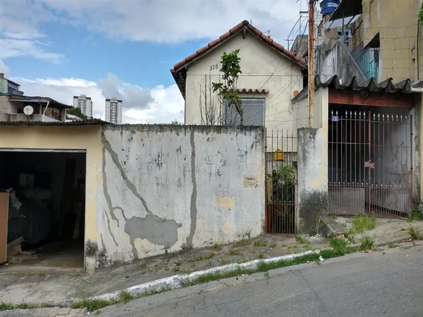 Foto 1 de Casa com 4 Quartos à venda, 260m² em Vila Brasilina, São Paulo