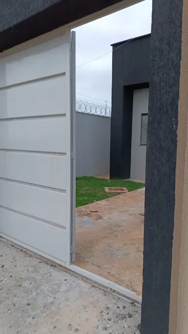 Foto 1 de Casa com 2 Quartos à venda, 125m² em Residencial Buena Vista III, Goiânia