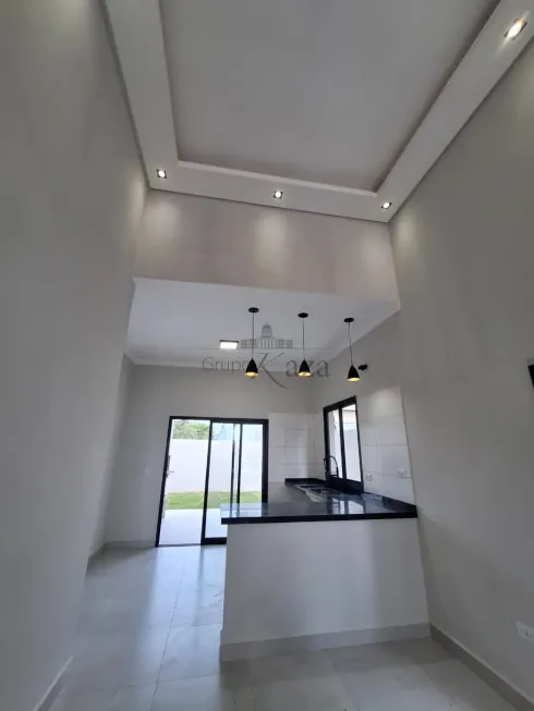 Foto 1 de Casa de Condomínio com 3 Quartos à venda, 125m² em Caçapava Velha, Caçapava