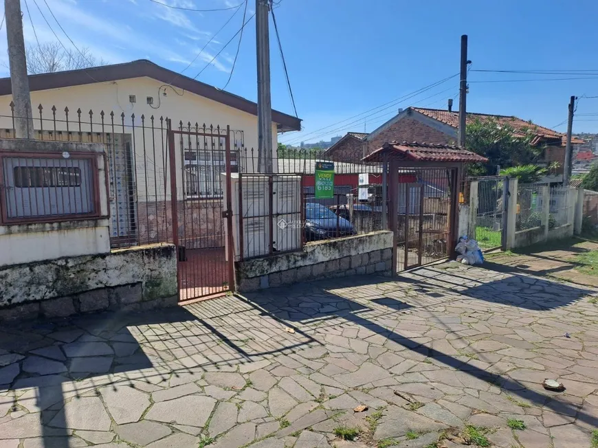 Foto 1 de Casa com 2 Quartos à venda, 200m² em Cristal, Porto Alegre