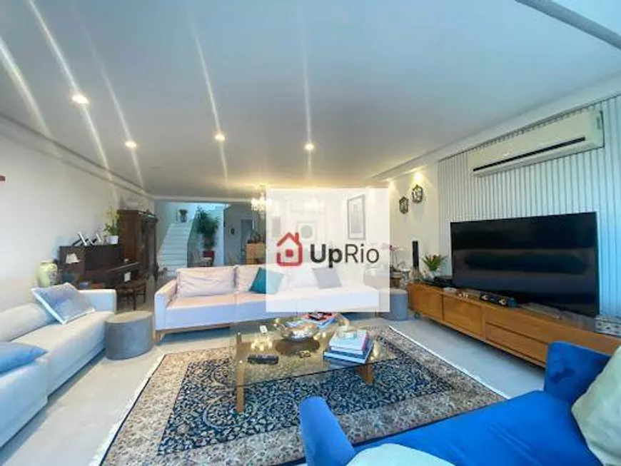 Foto 1 de Apartamento com 3 Quartos à venda, 286m² em Humaitá, Rio de Janeiro