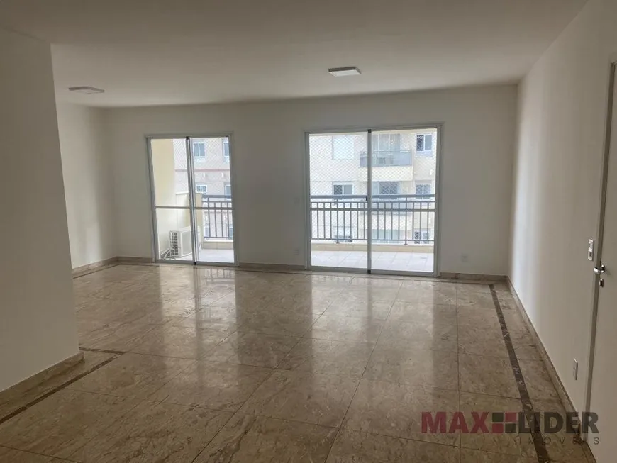 Foto 1 de Apartamento com 3 Quartos para alugar, 165m² em Alphaville Industrial, Barueri