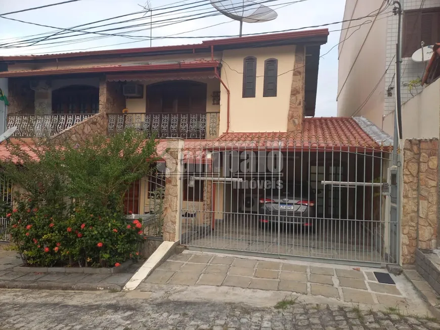 Foto 1 de Casa de Condomínio com 3 Quartos à venda, 225m² em Campo Grande, Rio de Janeiro