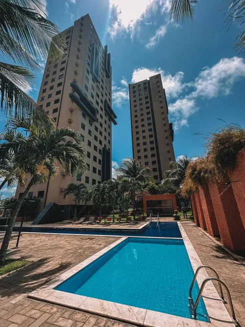 Foto 1 de Apartamento com 2 Quartos à venda, 57m² em Candelária, Natal