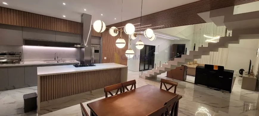 Foto 1 de Casa de Condomínio com 5 Quartos à venda, 300m² em Loteamento Reserva Ermida, Jundiaí