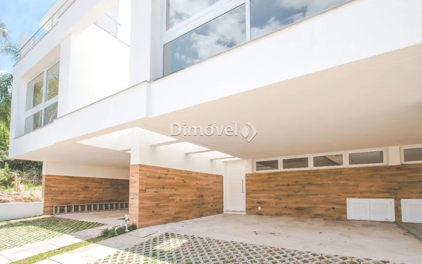 Foto 1 de Casa de Condomínio com 3 Quartos à venda, 211m² em Jardim Isabel, Porto Alegre