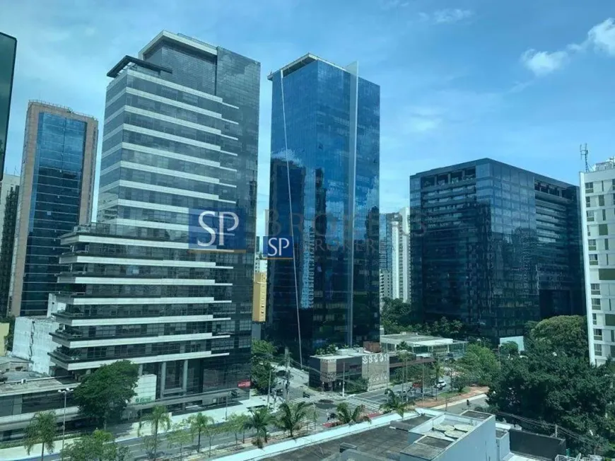 Foto 1 de Sala Comercial para alugar, 300m² em Itaim Bibi, São Paulo