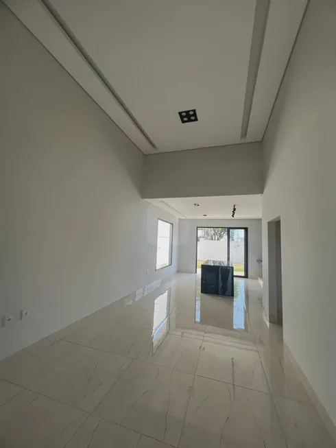 Foto 1 de Casa de Condomínio com 3 Quartos à venda, 150m² em Shopping Park, Uberlândia