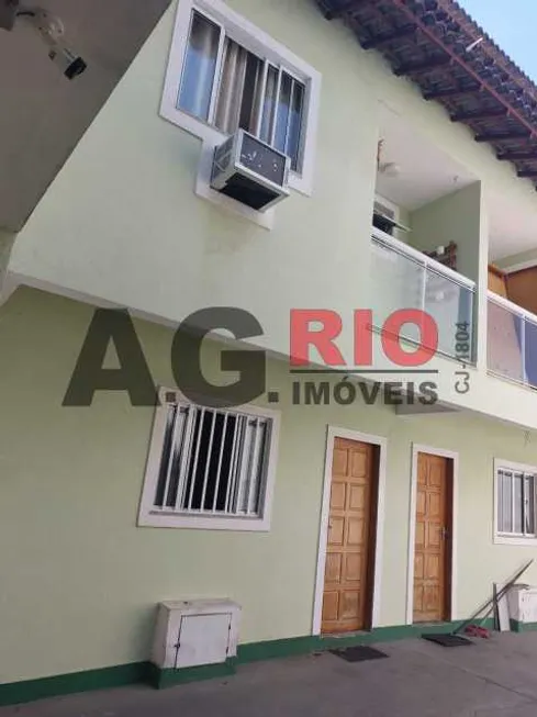 Foto 1 de Casa de Condomínio com 2 Quartos à venda, 115m² em  Vila Valqueire, Rio de Janeiro