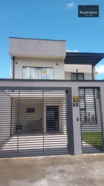 Foto 1 de Casa com 3 Quartos à venda, 130m² em Pineville, Pinhais
