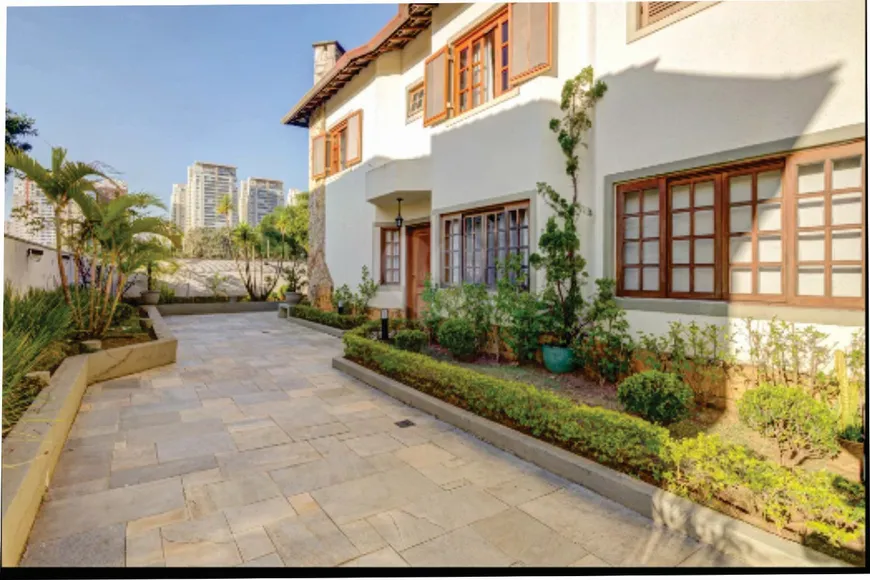 Foto 1 de Casa de Condomínio com 4 Quartos para alugar, 356m² em Brooklin, São Paulo