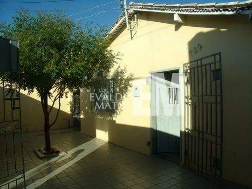 Foto 1 de Casa com 4 Quartos à venda, 69m² em Vermelha, Teresina