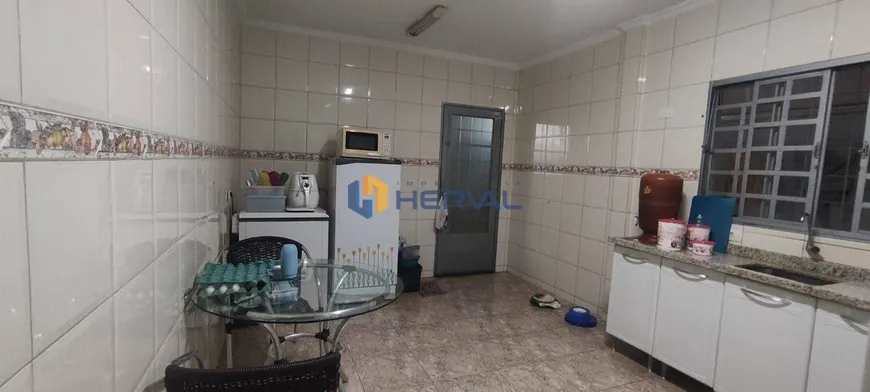 Foto 1 de Casa com 3 Quartos à venda, 312m² em Jardim Catedral, Maringá