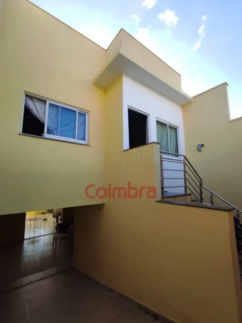 Foto 1 de Casa com 2 Quartos à venda, 249m² em Cidade Nova, Governador Valadares