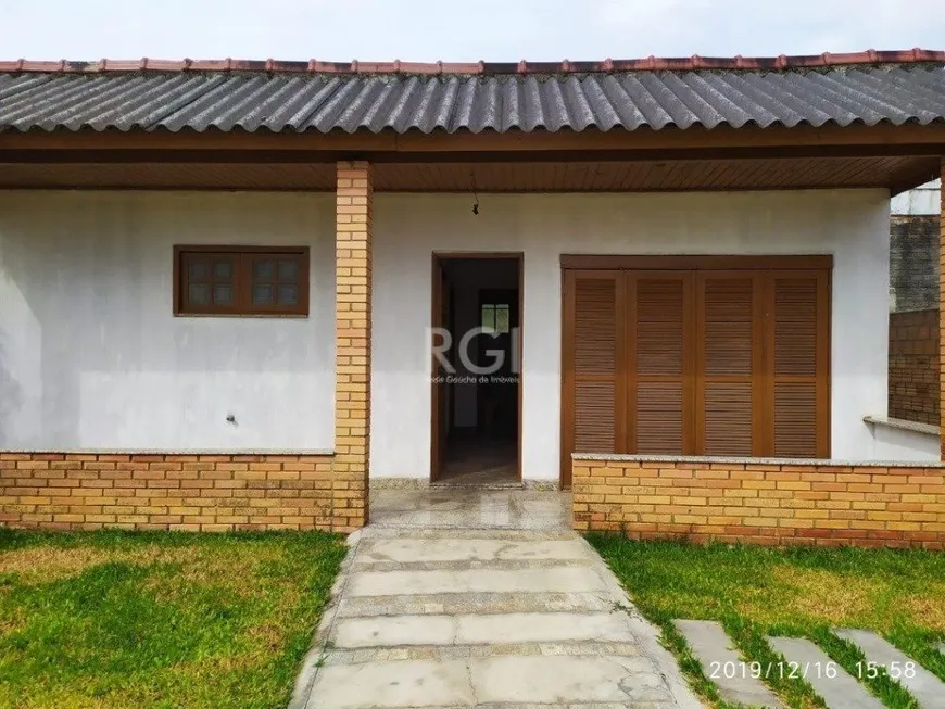 Foto 1 de Casa com 2 Quartos à venda, 71m² em Lageado, Porto Alegre