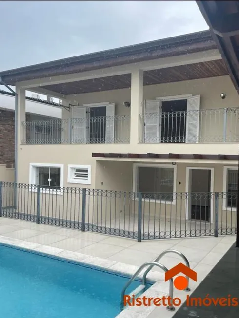 Foto 1 de Casa de Condomínio com 5 Quartos para alugar, 420m² em Alphaville, Santana de Parnaíba
