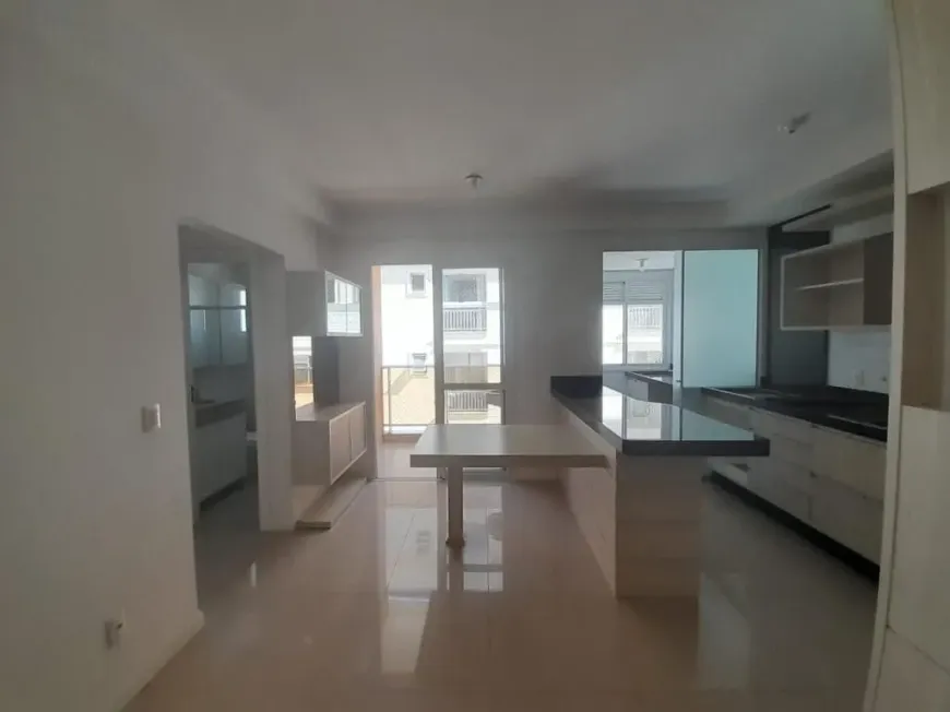 Foto 1 de Apartamento com 2 Quartos à venda, 62m² em Agronômica, Florianópolis