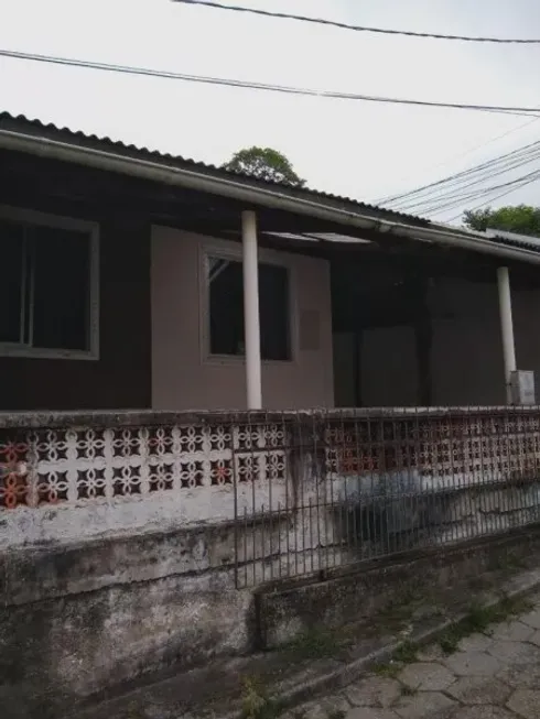 Foto 1 de Casa com 9 Quartos à venda, 330m² em Trindade, Florianópolis