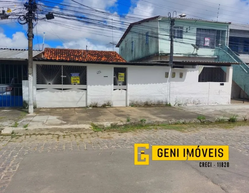 Foto 1 de Casa com 3 Quartos à venda, 100m² em Engenho do Meio, Recife