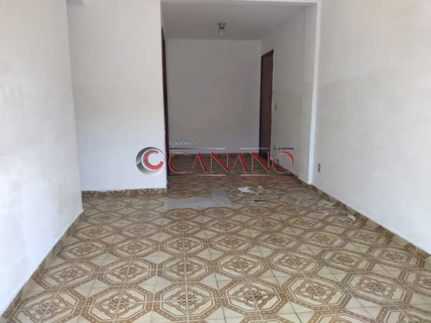 Foto 1 de Apartamento com 2 Quartos à venda, 65m² em Cascadura, Rio de Janeiro