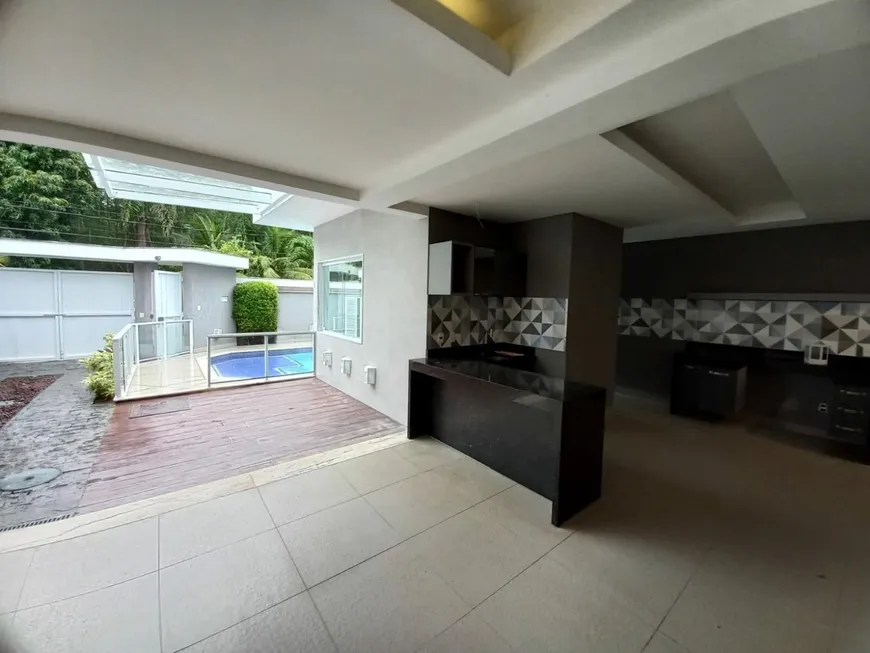 Foto 1 de Casa de Condomínio com 4 Quartos à venda, 332m² em Barra da Tijuca, Rio de Janeiro
