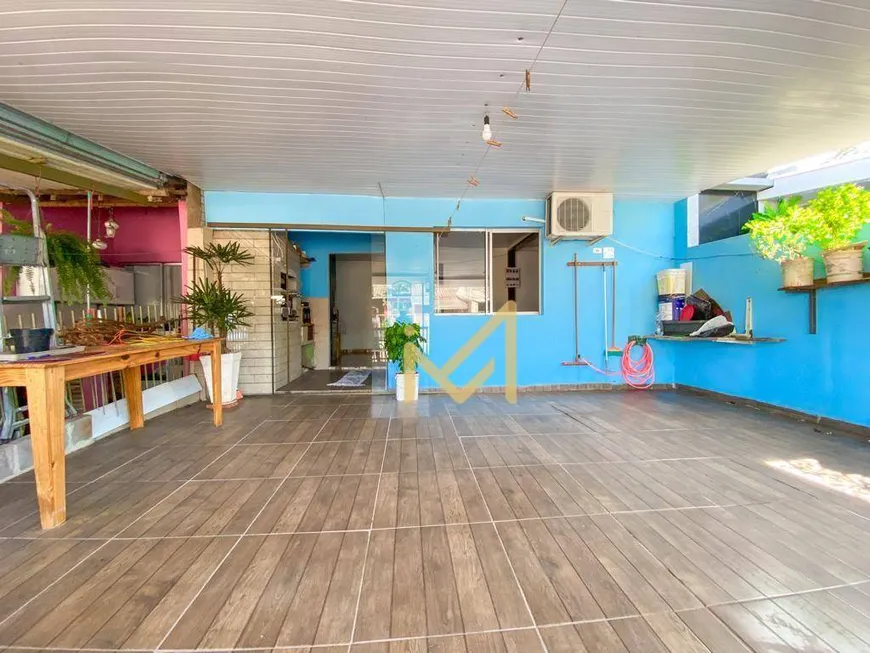 Foto 1 de Casa de Condomínio com 2 Quartos à venda, 110m² em Interlagos, Cascavel