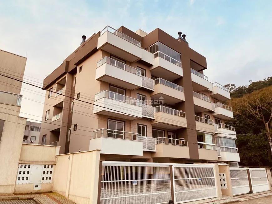 Foto 1 de Apartamento com 3 Quartos à venda, 80m² em Bombas, Bombinhas
